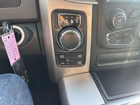Used 2015 RAM 1500 Big Horn AWD/4WD image 22