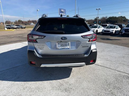 Certified 2025 Subaru Outback Touring XT image 6