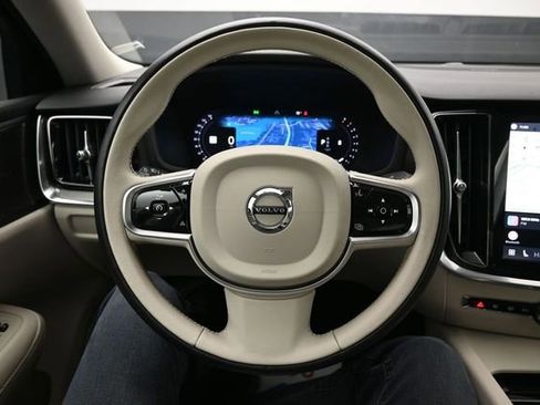 Used 2025 Volvo S60 B5 Plus AWD/4WD image 24