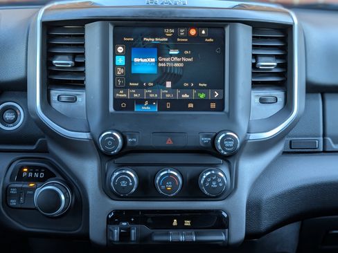 Used 2024 RAM 2500 Big Horn w/ Bed Utility Group image 25