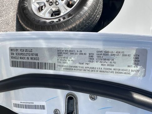 Used 2026 RAM 2500 Big Horn AWD/4WD image 29