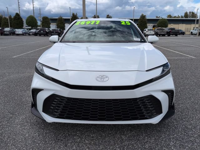 Certified 2025 Toyota Camry SE FWD image 9