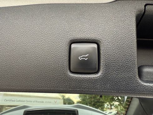 Used 2024 Ford Escape ST-Line image 17