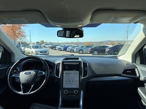 Used 2023 Ford Edge SEL image 20