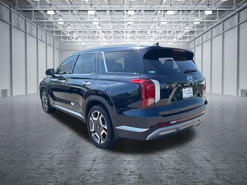Used 2023 Hyundai Palisade SEL w/ Premium Package image 5