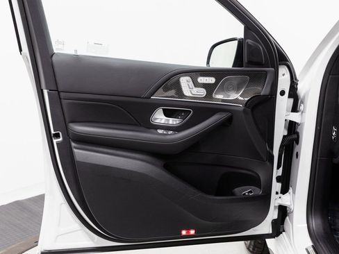 Used 2025 Mercedes-Benz GLE 63 AMG S image 5