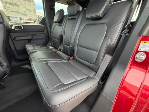 New 2026 Ford Bronco Outer Banks AWD/4WD image 15