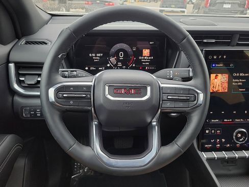 Used 2025 GMC Terrain Elevation AWD/4WD image 19