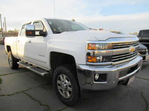 Used 2018 Chevrolet Silverado 2500 LTZ w/ Duramax Plus Package image 3