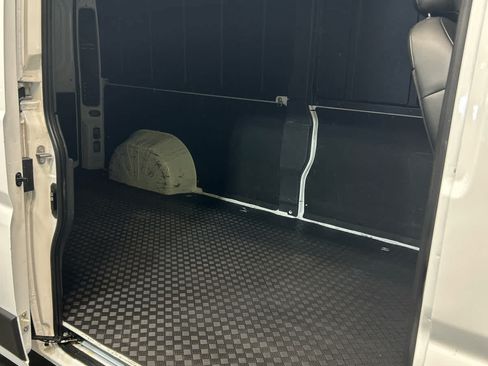 Used 2023 RAM ProMaster 2500 FWD image 5