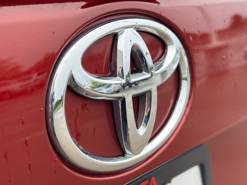 Certified 2025 Toyota RAV4 XLE AWD/4WD image 7
