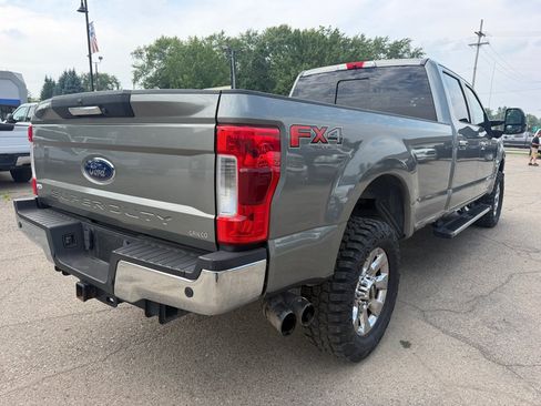 Used 2019 Ford F250 Lariat w/ Chrome Package AWD/4WD image 6