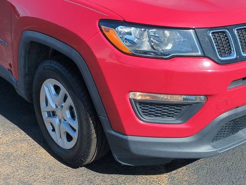 Used 2019 Jeep Compass Sport FWD image 10