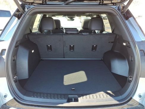 New 2026 GMC Terrain AT4 w/ Technology Package II AWD/4WD image 11