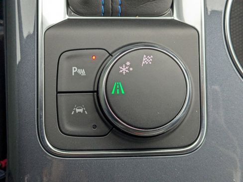 New 2025 Chevrolet Blazer RS w/ Driver Confidence II Package image 29