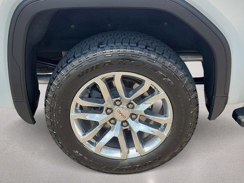 Used 2021 GMC Sierra 1500 SLT AWD/4WD image 7