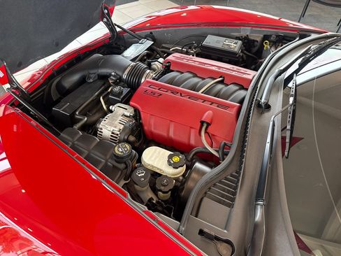 Used 2006 Chevrolet Corvette Z06 w/ Preferred Equipment Group RWD image 14