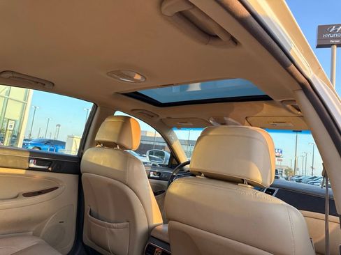 Used 2013 Hyundai Genesis 3.8 w/ Premium Pkg RWD image 25
