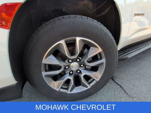 Used 2023 Chevrolet Tahoe LT AWD/4WD image 34