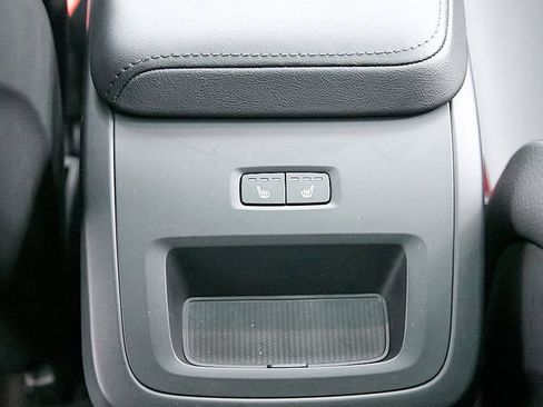 Certified 2023 Volvo XC60 B5 Plus w/ Climate Package image 23