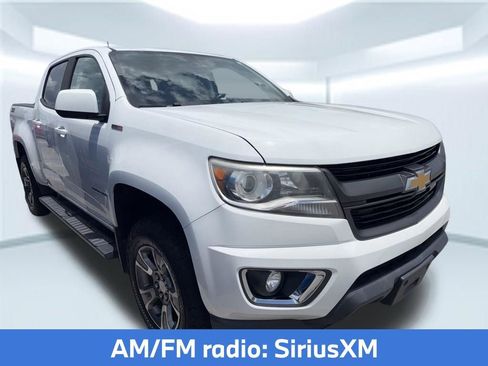Used 2018 Chevrolet Colorado Z71 AWD/4WD image 9