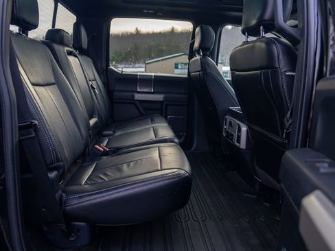 Used 2018 Ford F150 Lariat image 17