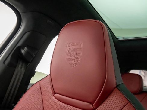 New 2026 Porsche Cayenne GTS image 28