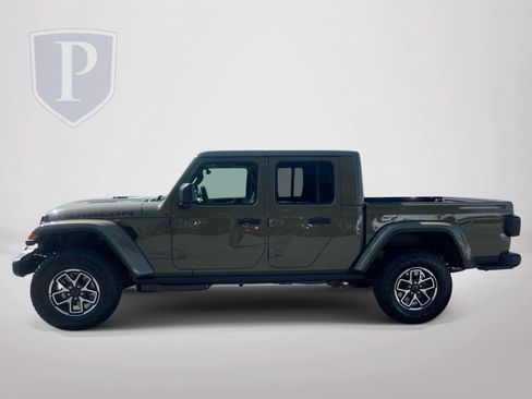 New 2026 Jeep Gladiator Rubicon w/ Steel Power Dome Hood Package AWD/4WD image 5