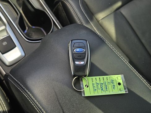 Used 2021 Subaru Ascent Limited w/ Technology Package image 32