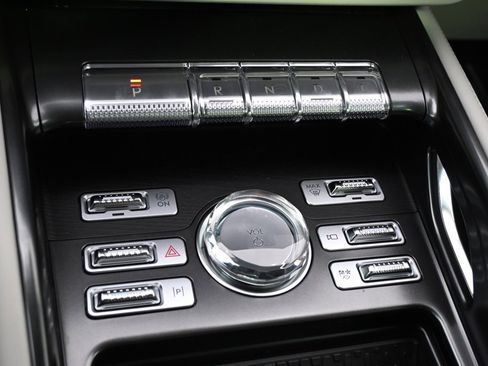 New 2026 Lincoln Nautilus Reserve image 28