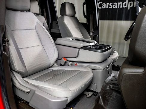 Used 2024 Chevrolet Silverado 3500 LT w/ Convenience Package image 29