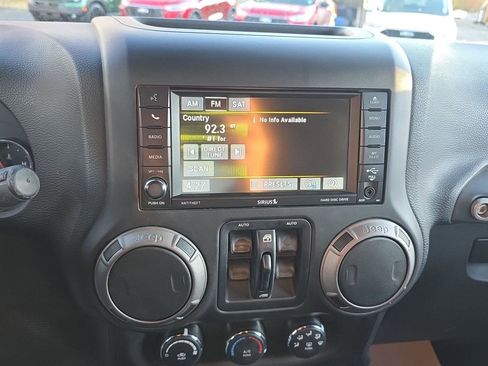 Used 2015 Jeep Wrangler Unlimited Sport w/ Quick Order Package 24S image 24