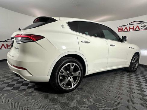 Used 2021 Maserati Levante image 9