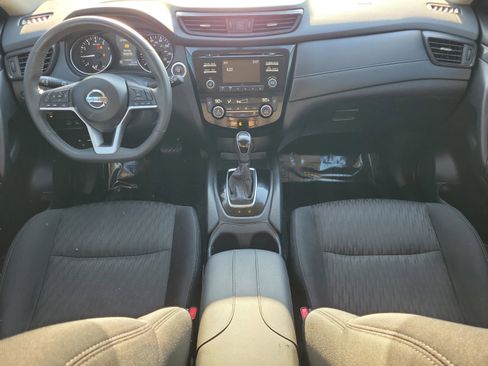 Certified 2017 Nissan Rogue SV w/ Midnight Edition image 11