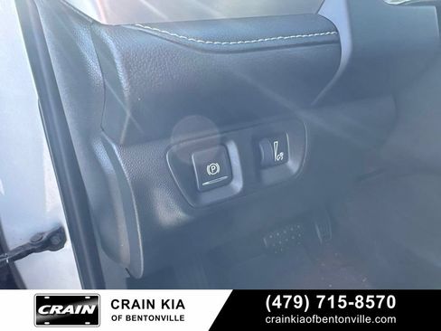 Used 2019 GMC Acadia SLE FWD image 12