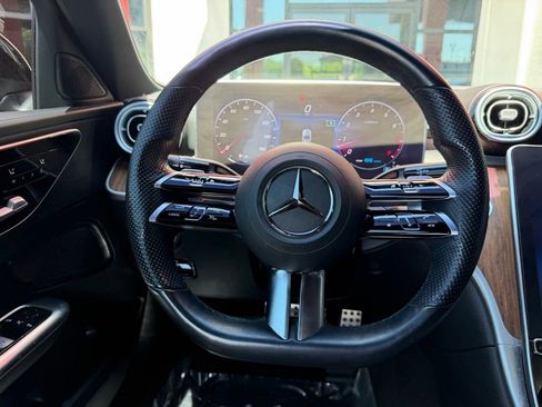 Used 2022 Mercedes-Benz C 300 Sedan w/ AMG Line w/ Night Package image 18