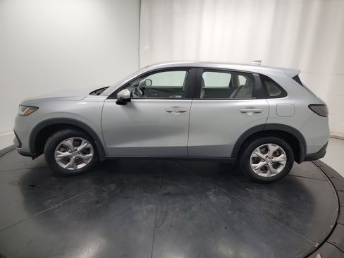 Certified 2023 Honda HR-V LX image 5