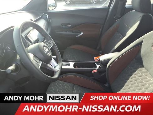 Used 2024 Nissan Kicks SR image 8