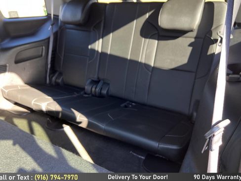 Used 2017 Chevrolet Tahoe LT RWD image 16