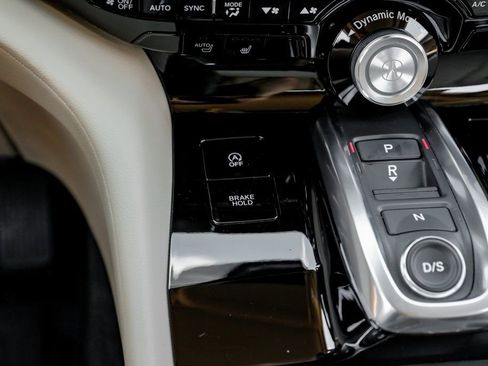 Used 2023 Acura MDX FWD image 28