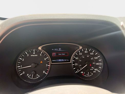 Used 2020 Nissan Pathfinder Platinum AWD/4WD image 29