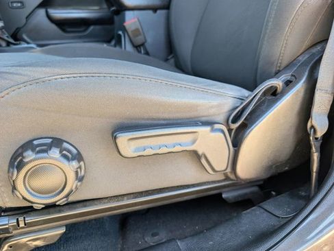 Used 2019 Jeep Wrangler Unlimited Sport S image 25