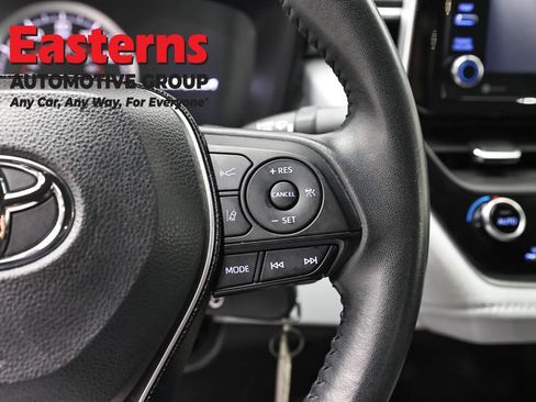 Used 2021 Toyota Corolla SE FWD image 16
