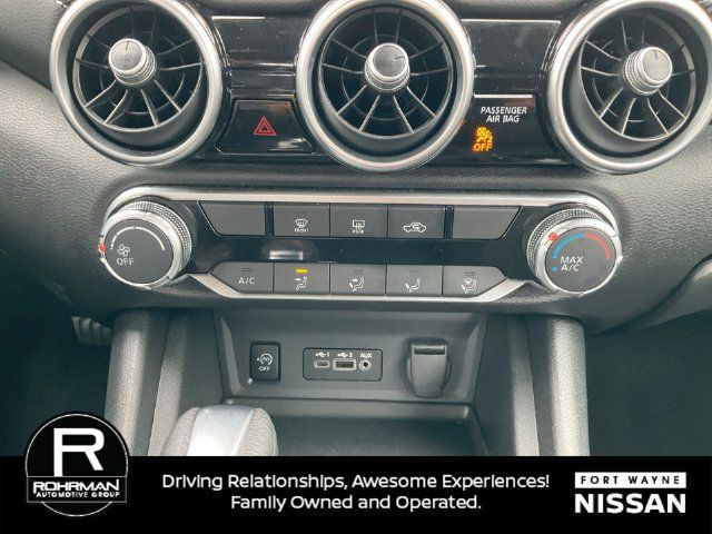 Used 2024 Nissan Sentra SV FWD image 16