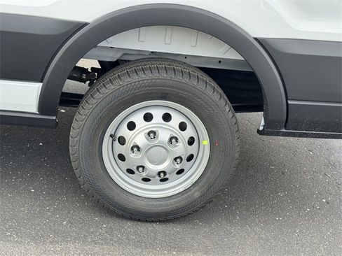 New 2026 Ford Transit 250 148 Medium Roof Extended AWD image 7