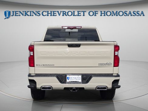 New 2026 Chevrolet Silverado 1500 High Country w/ Technology Package AWD/4WD image 6