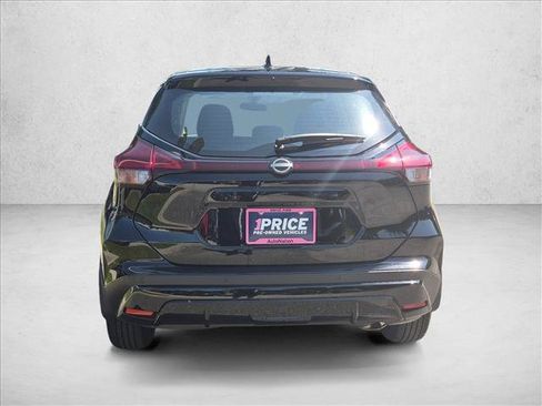 Used 2025 Nissan Kicks Play S FWD image 8