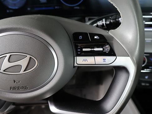 Used 2024 Hyundai Elantra SEL w/ Convenience Package FWD image 41