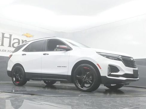 Used 2023 Chevrolet Equinox Premier FWD image 2