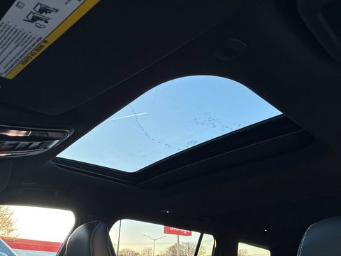 New 2025 Jeep Grand Cherokee L Altitude image 21